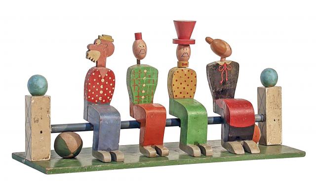 Birilli (1). I personaggi raffigurati appartengono al “Corriere dei Piccoli”, la moglie di Ciccio Mirandy (Ciccia), Leon, Fortunello, Ciccio; dietro ogni personaggio è riportato il punteggio che si acquisisce colpendoli.