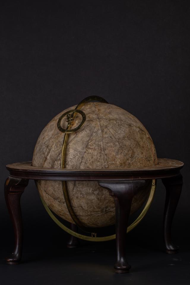 Globo celeste di John Senex, Museo della Specola Bologna.