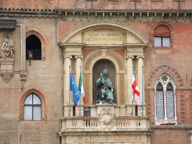 bologna papa gregorio xiii palazzo accursio